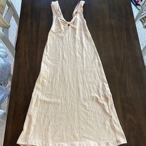 Tan maxi dress from Nastygal. Size 4/S